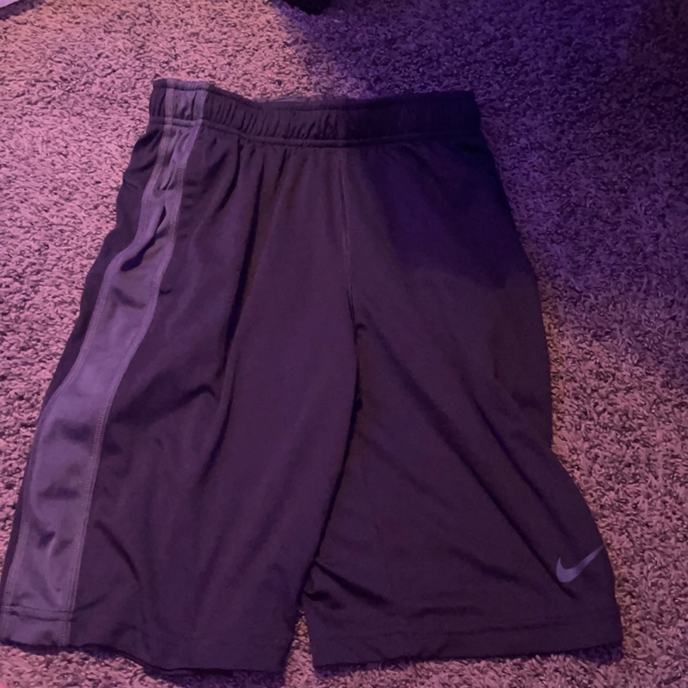 basketball shorts All black